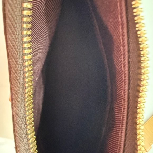 Louis Vuitton Odeon - Picture 7 of 14